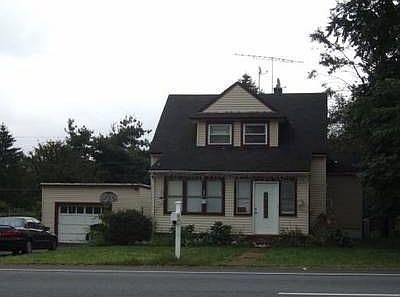 1st image of 179 Windsor Hwy