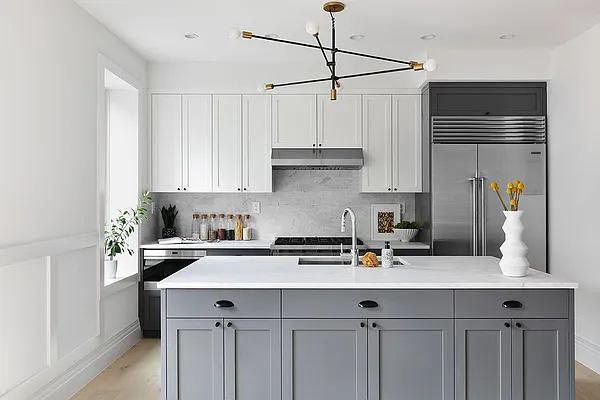 Sold by Compass | media 5