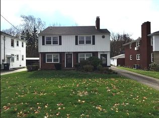 413 Old Shay Ln, Youngstown, OH