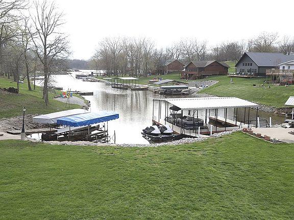 5th image of 10527 Wildflower Dr