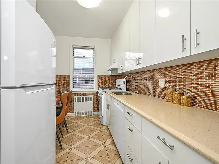 99-41 64th Ave #E11 — Photo 7
