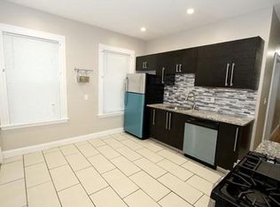 35 Harbor View St UNIT 1, Dorchester, MA 02125