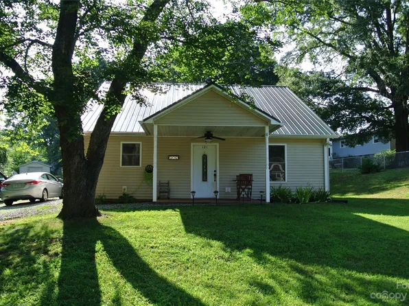 121 Sunset St, Spindale, NC 28160