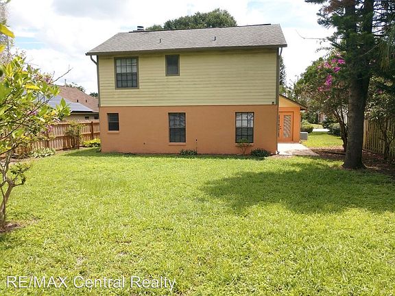 2nd image of 1482 Hyde Park Dr