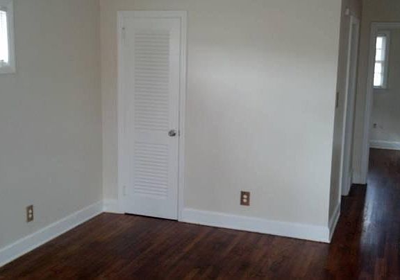 4th image of 1018 Willowbrook Dr #1