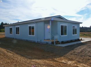 87868 Auction Barn Ln, Bandon, OR 97411