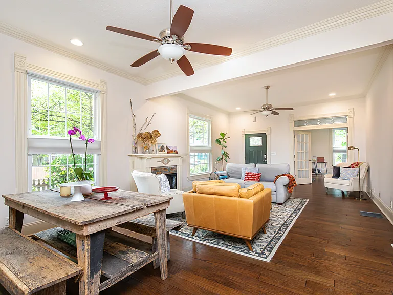 1502 Woodlawn Ave — Photo 42