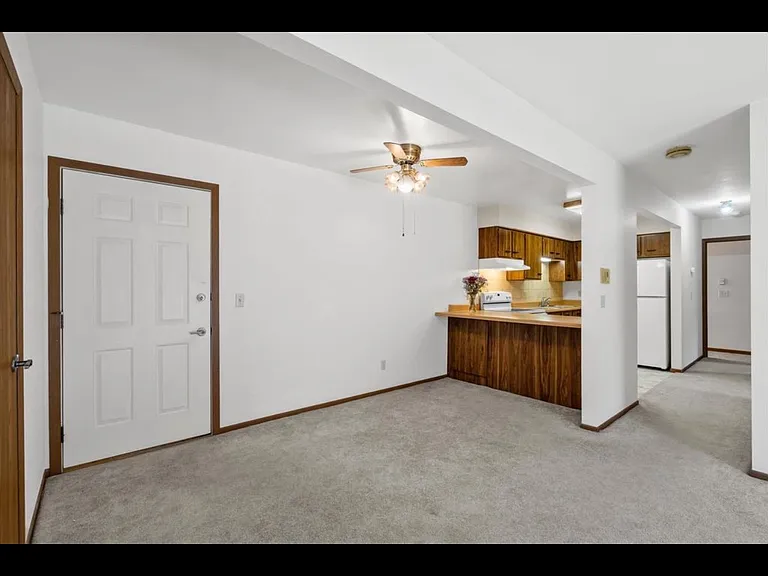 1135 Marcia Ave #106 — Photo 3