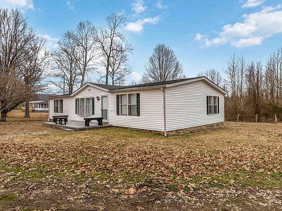 2nd image of 935 Dorman Creek Rd