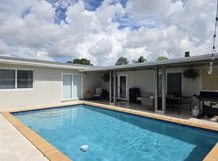 7840 Farragut St, Hollywood, FL 33024