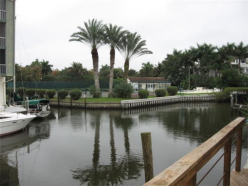 1st image of 6923 Tarpon Ln