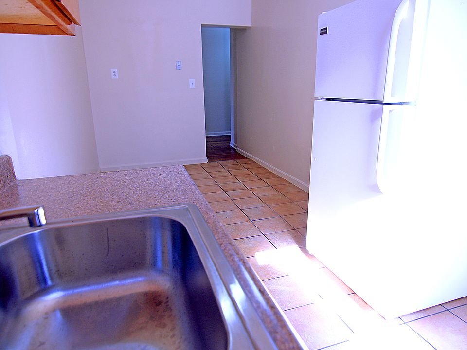 2nd image of 1542 Walton Ave APT 4C