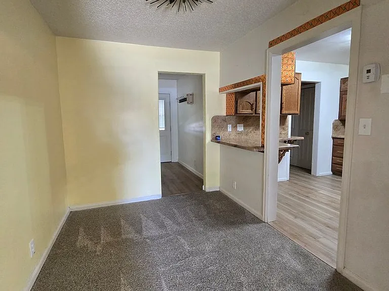 404 E Hopi St — Photo 13