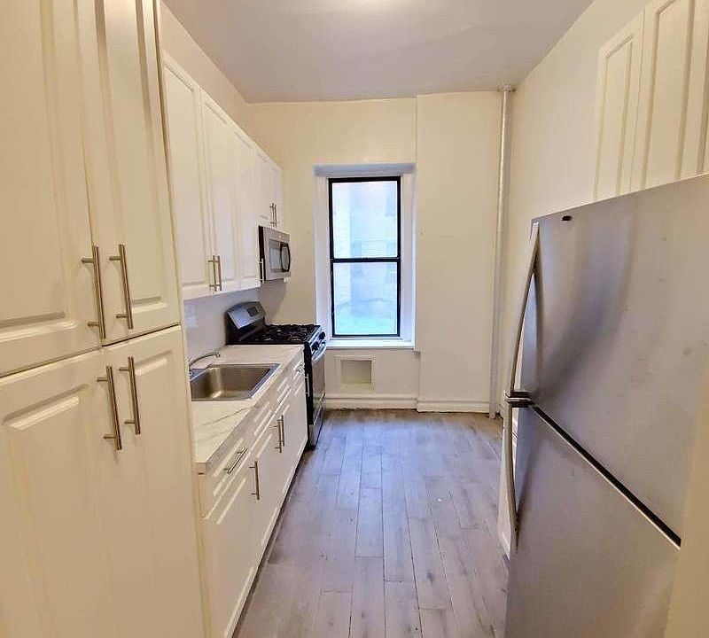 1st image of 932 Carroll St #B1f