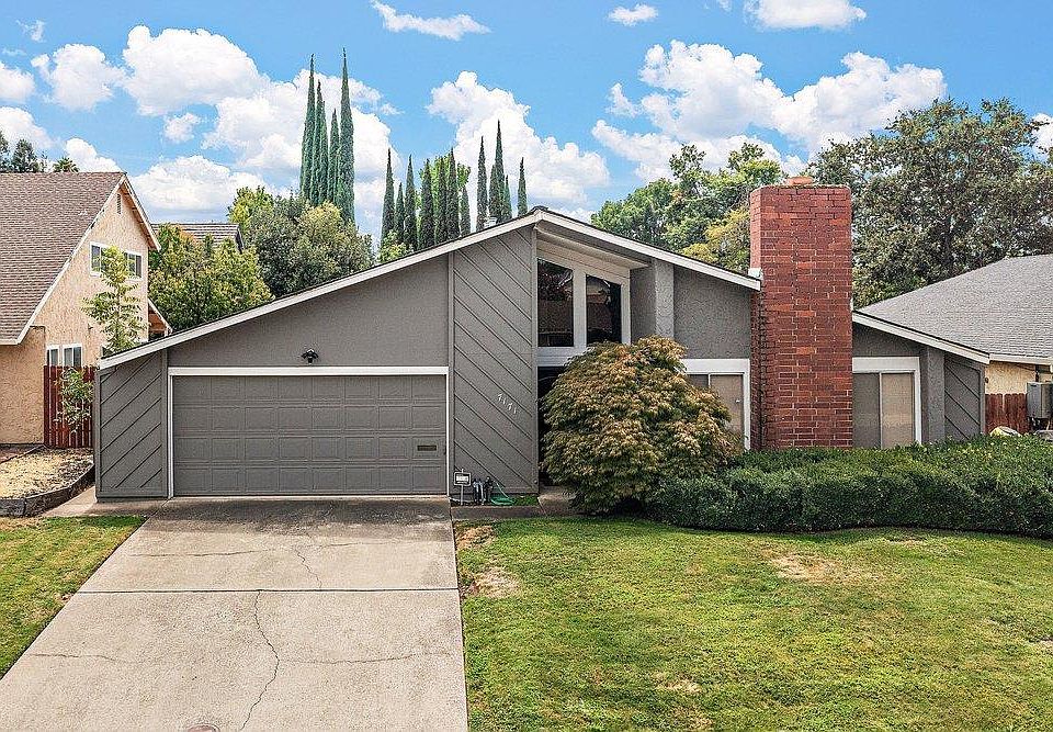 1st image of 7171 Woodmore Oaks Dr