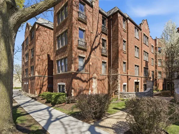6761 N Artesian Ave APT 2H, Chicago, IL 60645