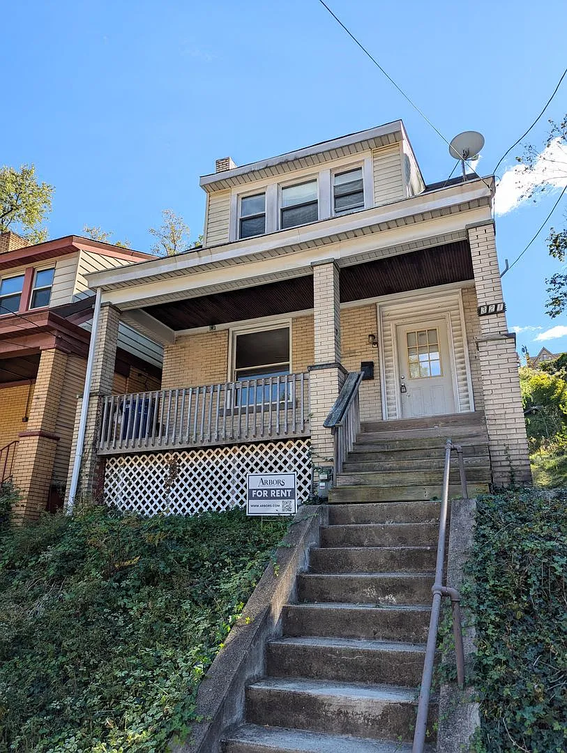 321 Venture St photo 1
