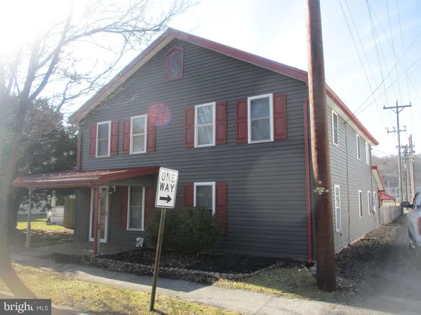 201 Turnpike St, Milesburg, PA 16853