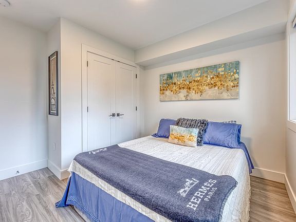 5th image of 1750 Salisbury Ave #3