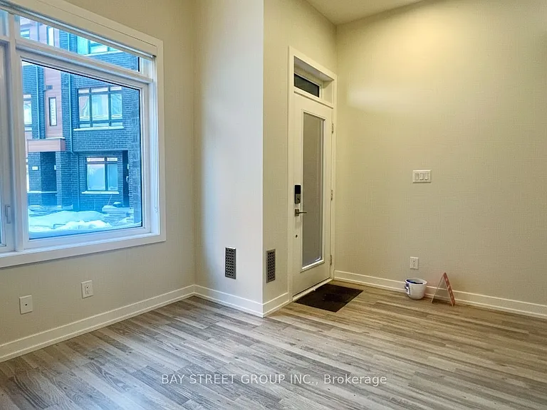370 Red Maple Rd #13 — Photo 4