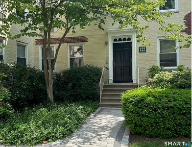 122 Woodside Green #1A, Stamford, CT, 06905