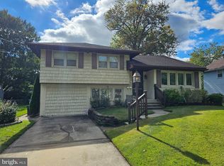 216 Avon Rd, Cherry Hill, NJ 08034