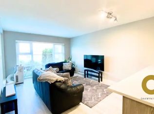 4868 Fraser St #209, Vancouver, BC V5V 4H5