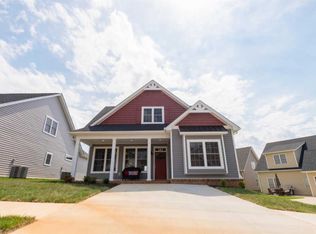 201 Ridgeline Ln, Lynchburg, VA 24502