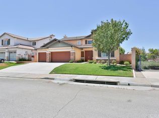 28757 Golden Dawn Dr, Menifee, CA 92584