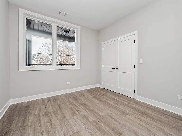 2904 S Hillock Ave #203 — Photo 11