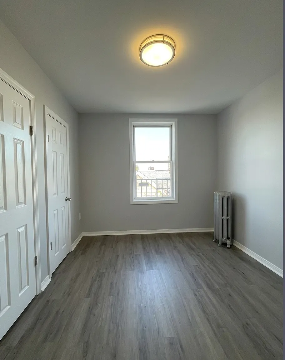 433 Kennedy Blvd — Photo 4
