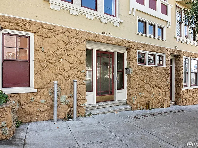 1465 Green St — Photo 2