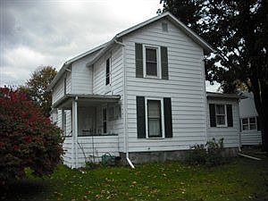 3rd image of 562 Coburn St