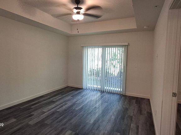 2nd image of 3182 Oleander Ave