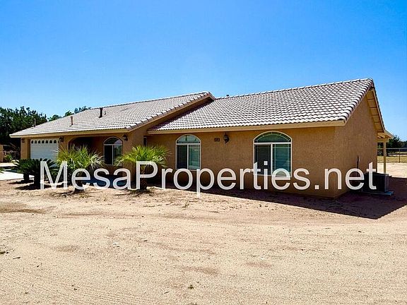 2nd image of 15601 Sultana St