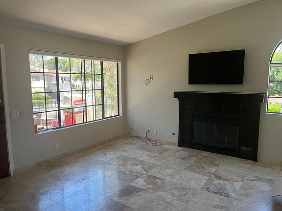 2nd image of 4135 Porte De Palmas