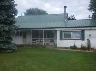 6161 E Millerton Rd, Fountain, MI 49410