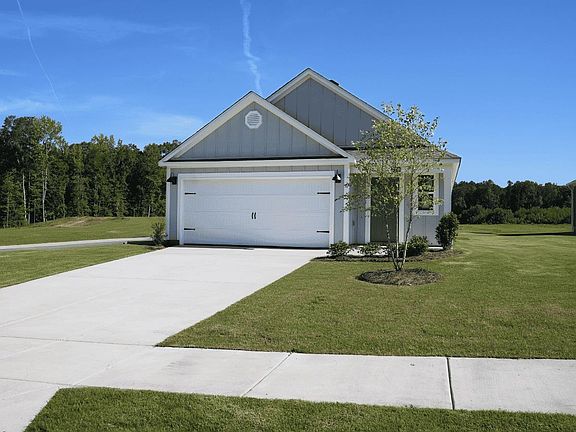 2nd image of 304 Willoughby Rd