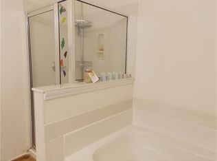 4023 Labrador Way, Lilburn, GA 30047