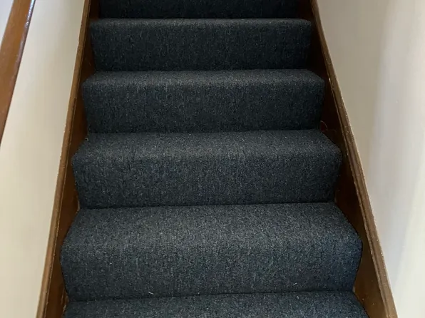 1611 Tamara Dr, Saint Joseph, MO 64506