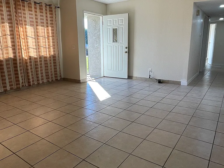 1126 W Ralston St #A — Photo 16