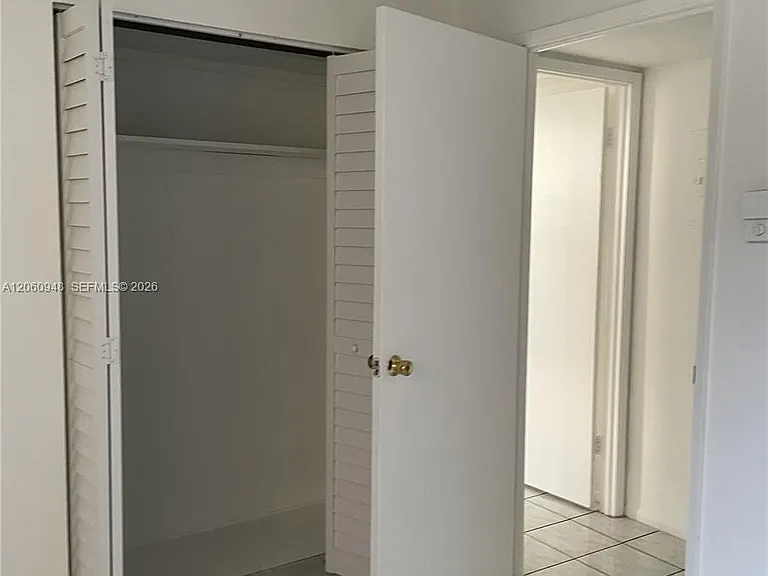 920 NE 199th St #309-3J — Photo 14