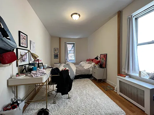 Rented by Compass | media 4