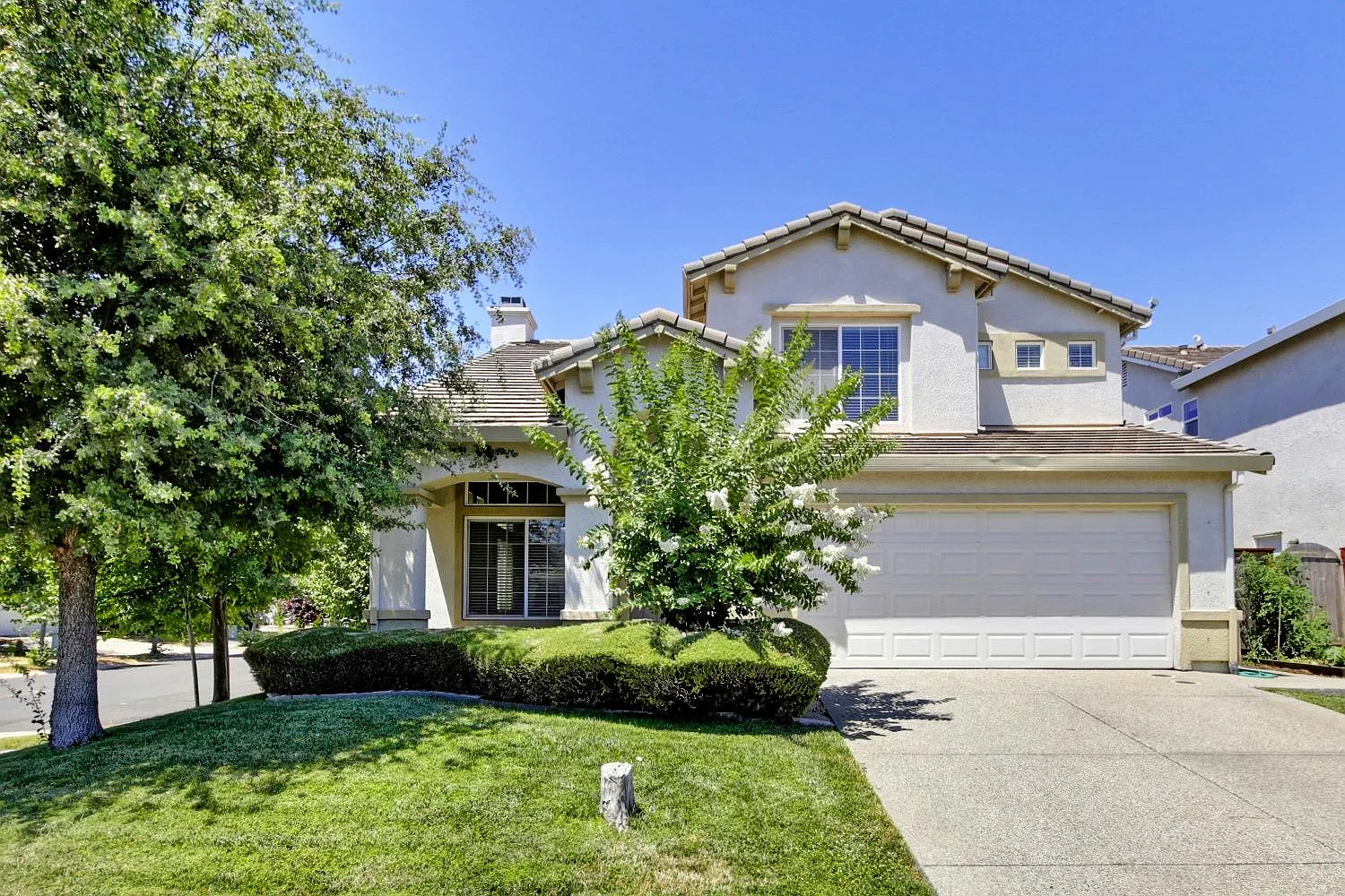 1539 Faletto Ave photo 1