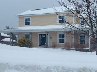 26 Thomas Street, Grand Falls-Windsor, NL A2A2V6