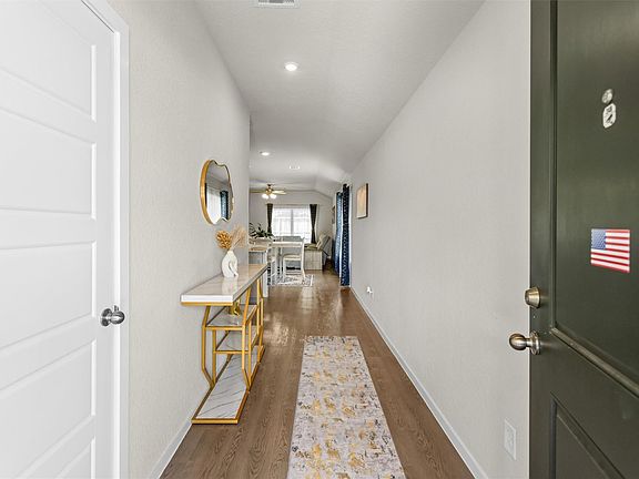3rd image of 1721 Lofty Cedar Ct