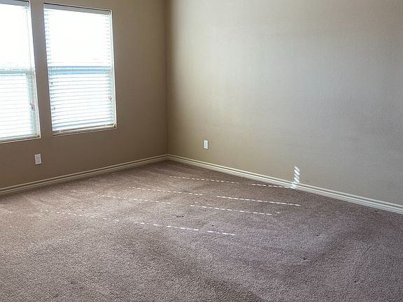 3rd image of 1207 Old Course Rd