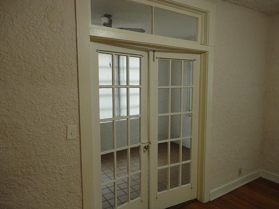 3rd image of 514 Palermo Ave APT 2