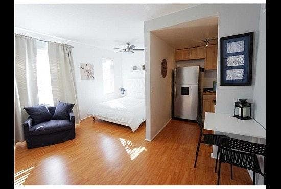 2nd image of 1502 Jefferson Ave APT 0105