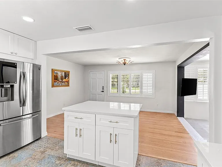 4104 W Knights Ave — Photo 15